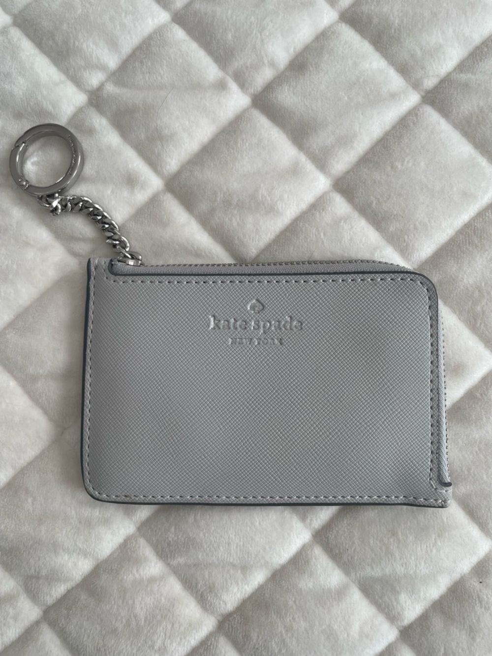 Kate Spade Light Gray Leather Zip Wallet with Keychain